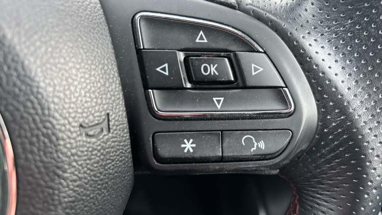 MG Hs 1.5 T-GDI Exclusive 5dr Petrol Hatchback